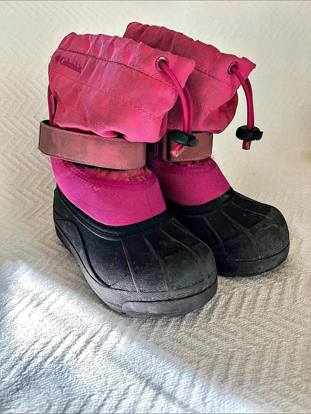 Columbia Powderbug Plus II Pink & Black Snow Boots Girls US 12 Good